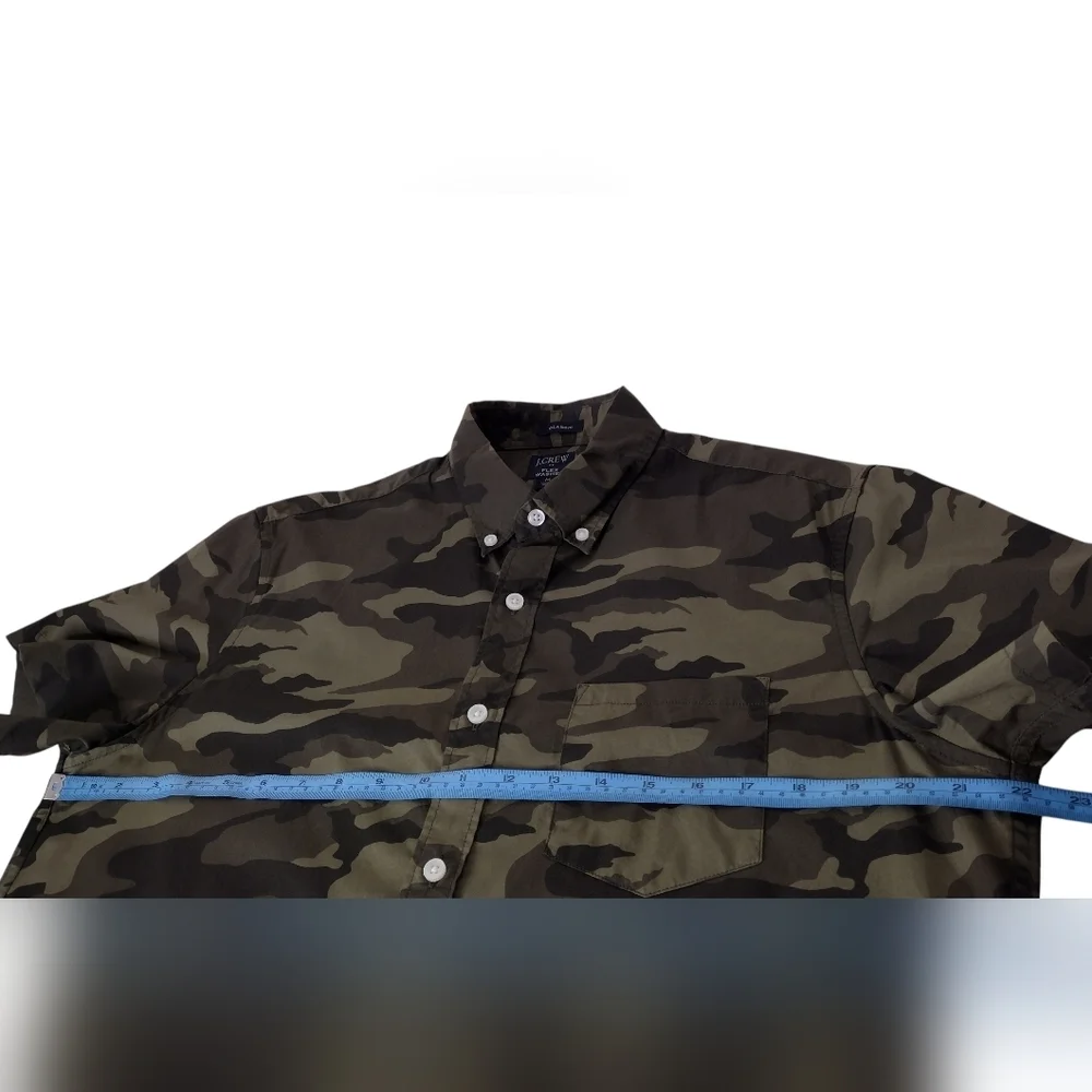 J. Crew Men's Camouflage Flex Washed Short Sleeve Casual Button Down Shirt Sz M